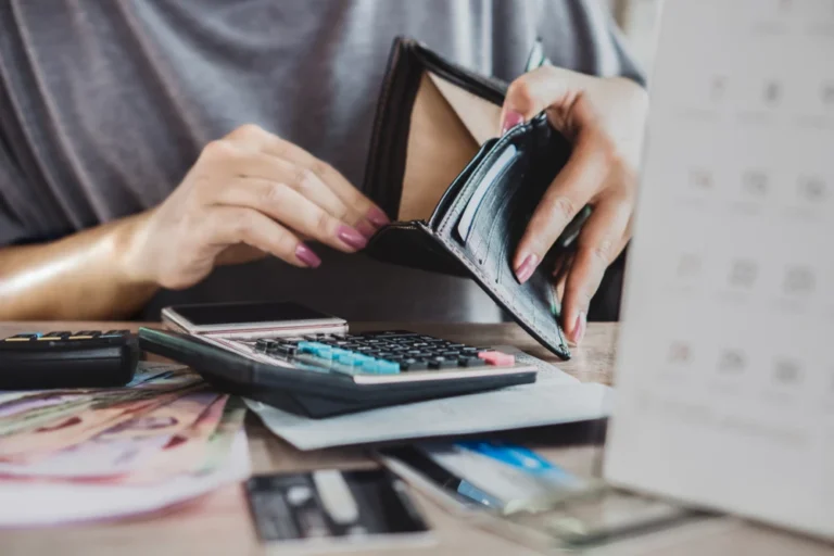 how to cancel a credit card without hurting your credit score